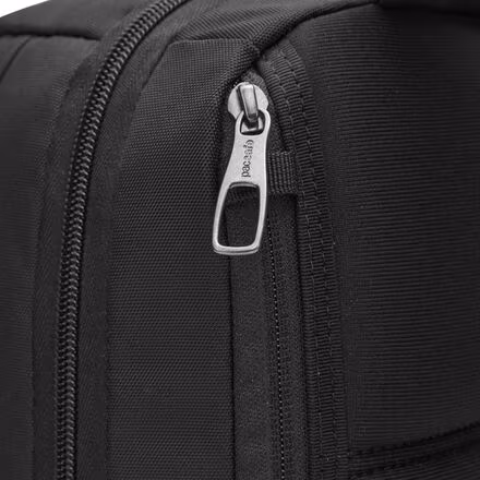 Metrosafe X 16in Commuter Backpack