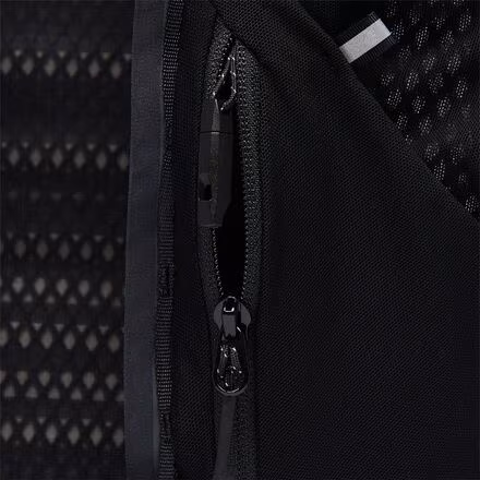 Distance 22L Backpack