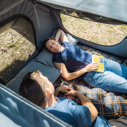 Sundowner Swag Tent: 2-Person 3-Season