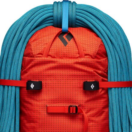 Speed Zip 33L Backpack