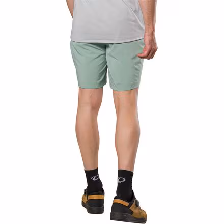 Canyon Active 8in Short - Men's