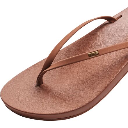 Cushion Slim Flip Flop - Women's
