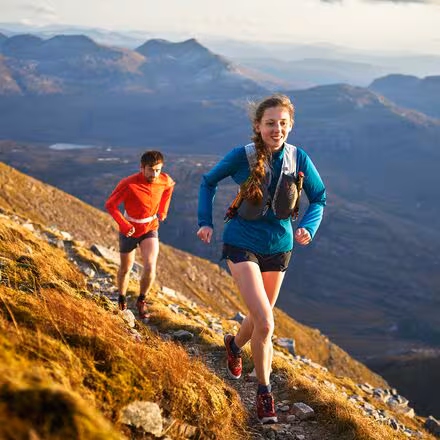 Vital Hooded Windshell - Women's