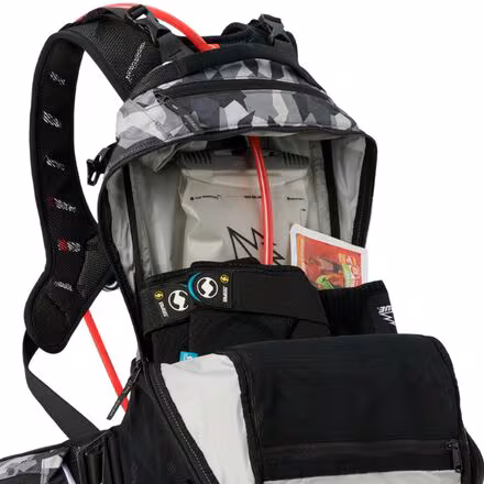 Shred 25L Backpack