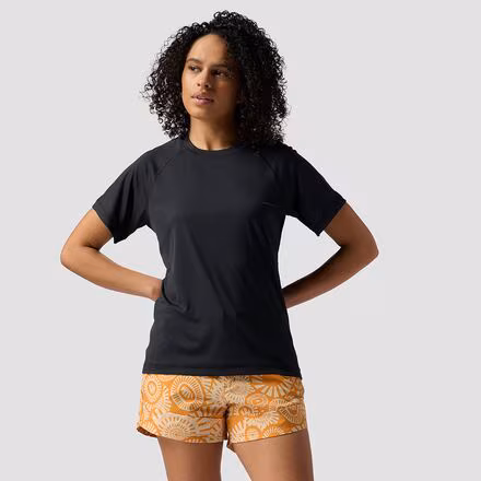 Short-Sleeve Tech T-Shirt - Women's