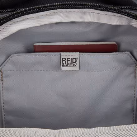 Venturesafe EXP35 Travel Backpack