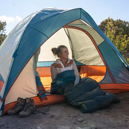 Discovery Basecamp 4 Tent: 4-Person 3-Season