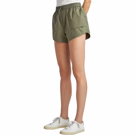 Tech Dolphin Short - Women's