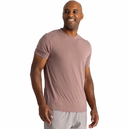 Elevate Lightweight T-Shirt - Men's