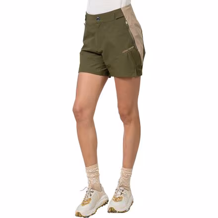 Henni 5in Short - Women's