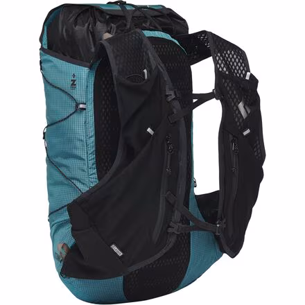Distance 22L Backpack - Women's