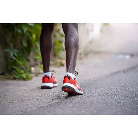 Run No-Show Tab Ultra-Lightweight Cushion Sock