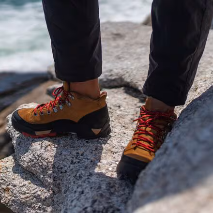 Panorama Mid Hiking Boot - Women's