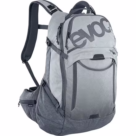 Trail Pro 26L Protector Backpack