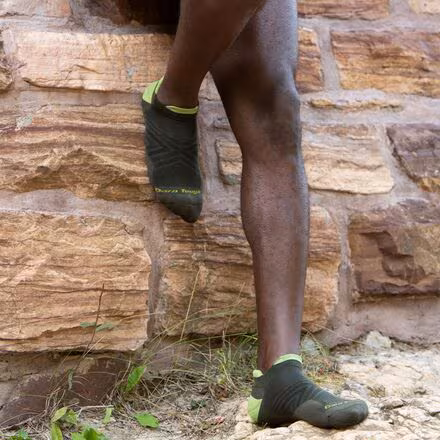 Run No-Show Tab Ultra-Lightweight Sock