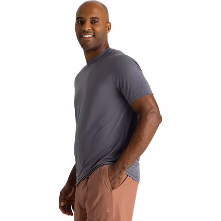 Elevate Lightweight T-Shirt - Men's
