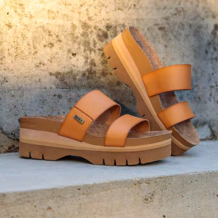 Cushion Vista Hi 2.5 Sandal - Women's