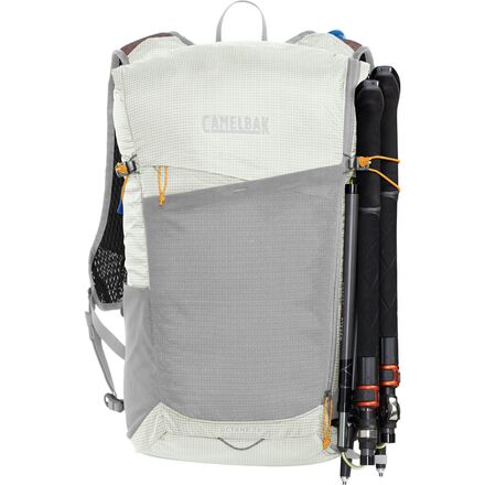 Octane 16L With Fusion 2L Hydration Pack