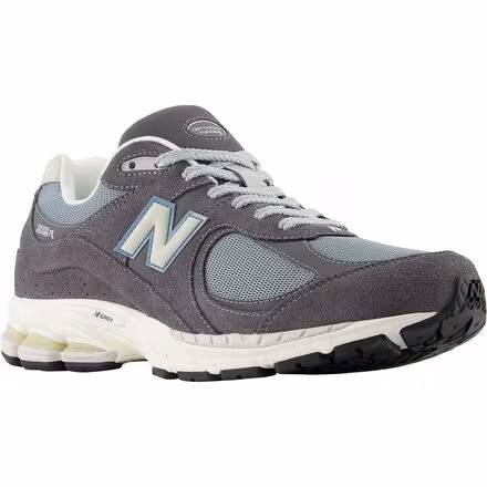 2002R Shoe