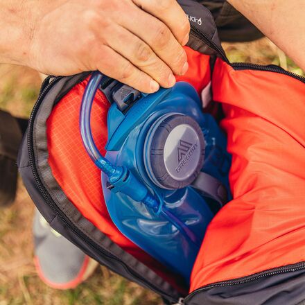 Inertia 18L H2O Hydration Pack