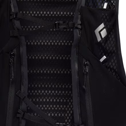 Distance 22L Backpack