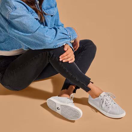 Pehuea Li Sneaker - Women's