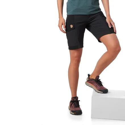 Nikka Curved Short - Women's