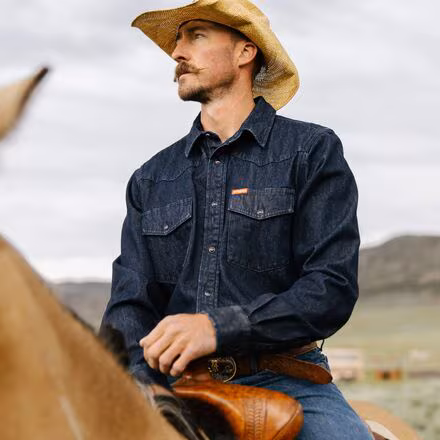 The Wyatt Pearl Snap Shirt - Men's