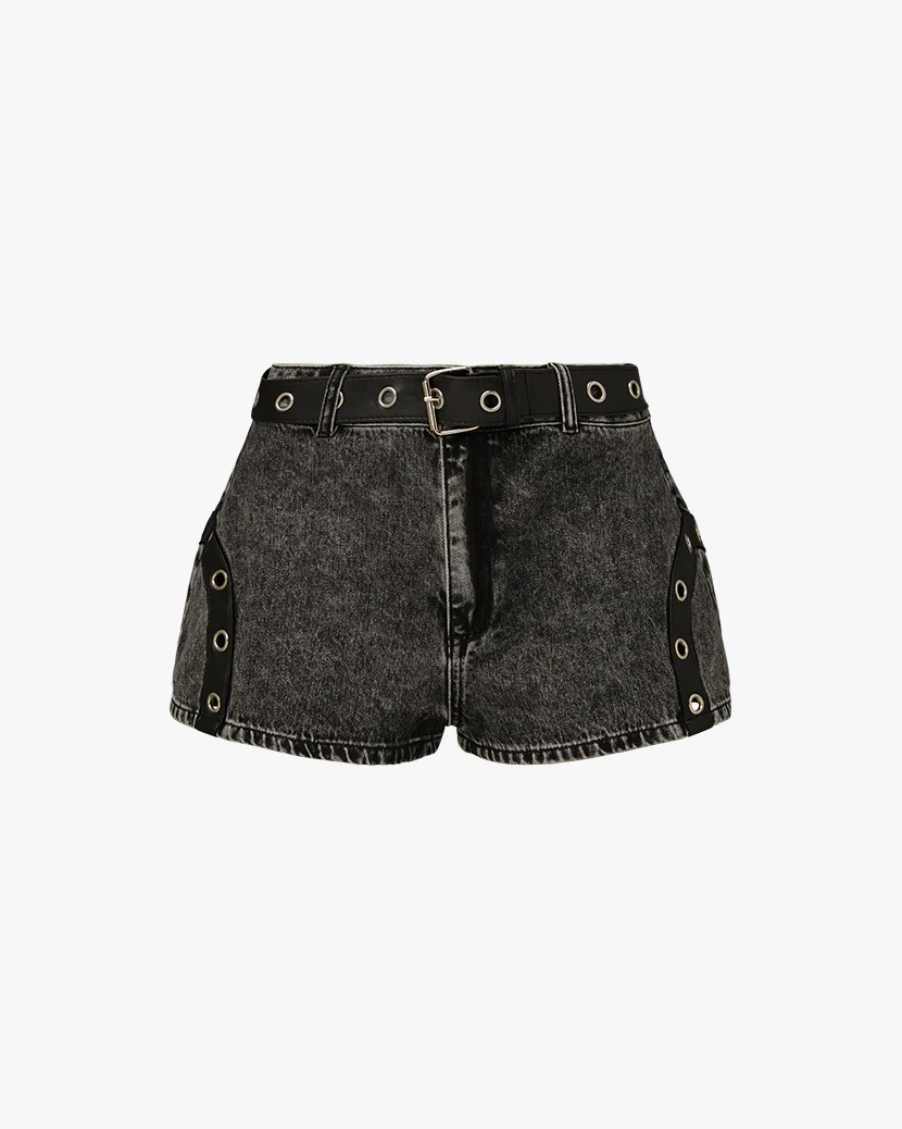 Grommet Detail Short