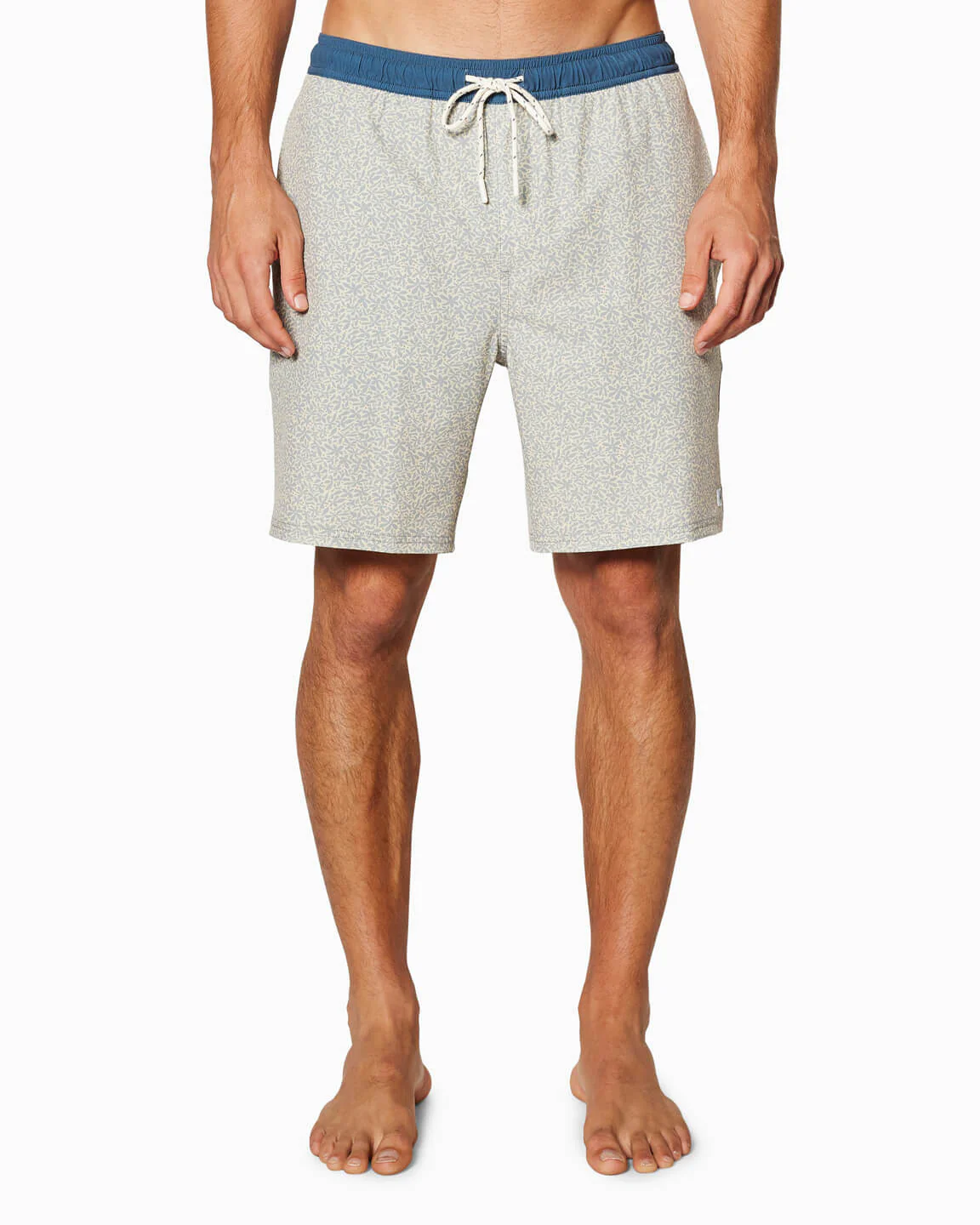 Manhattan Volley | Gray Micro Floral