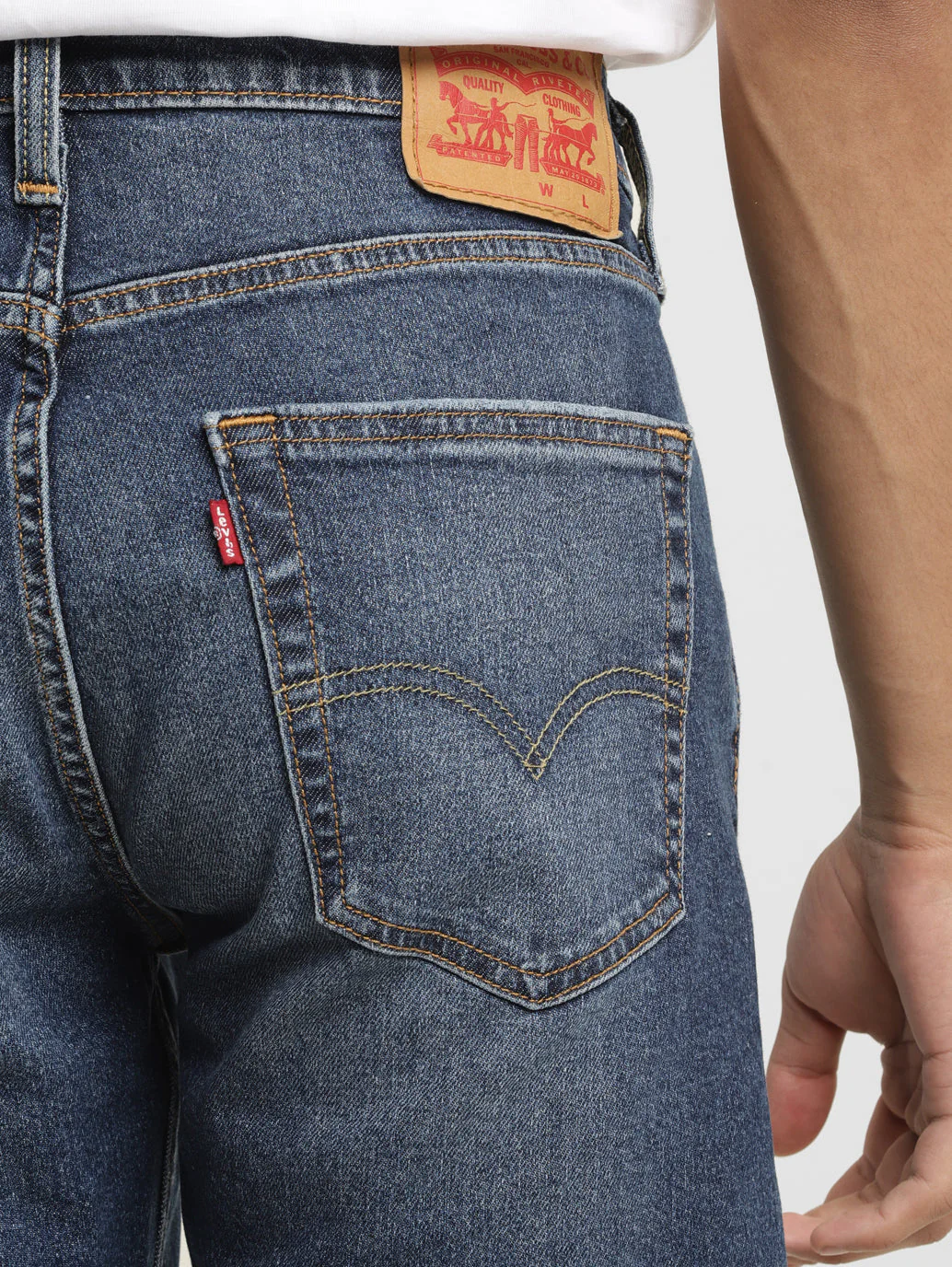 Men's 512 Mid Indigo Slim Tapered Fit Jeans