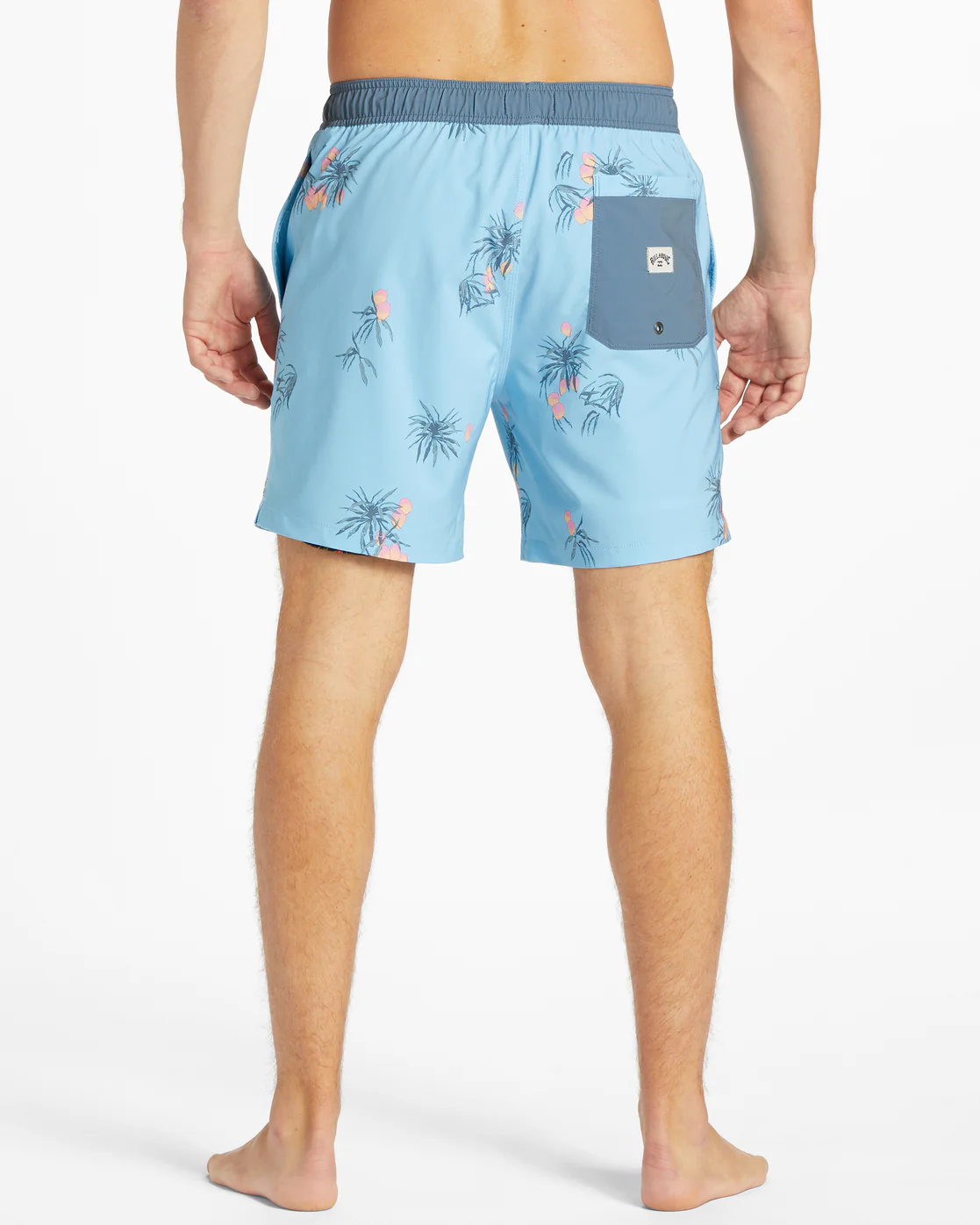 Billabong Sundays Layback 17