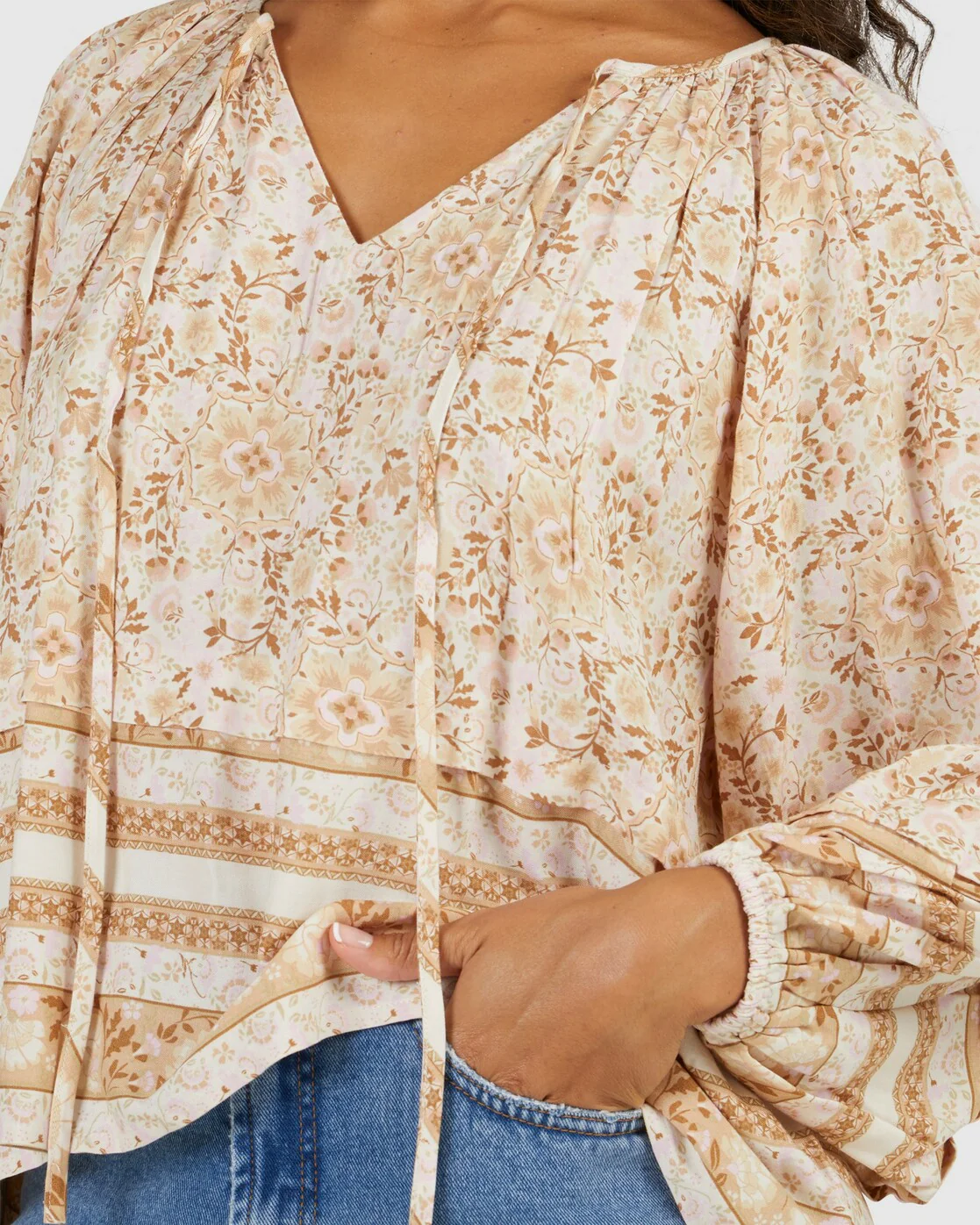 Billabong Seeker Top Long Sleeve T-Shirt - Beige -Biliabong Outlet