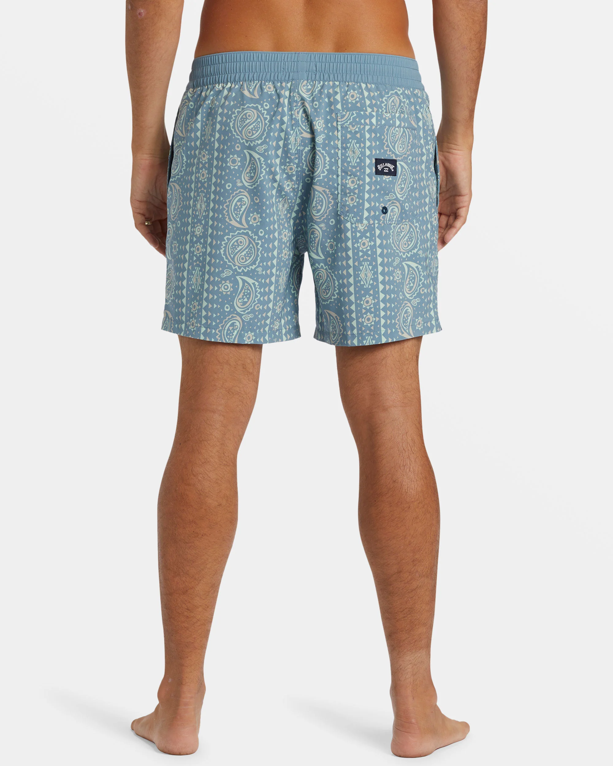 Billabong Sundays Layback 17