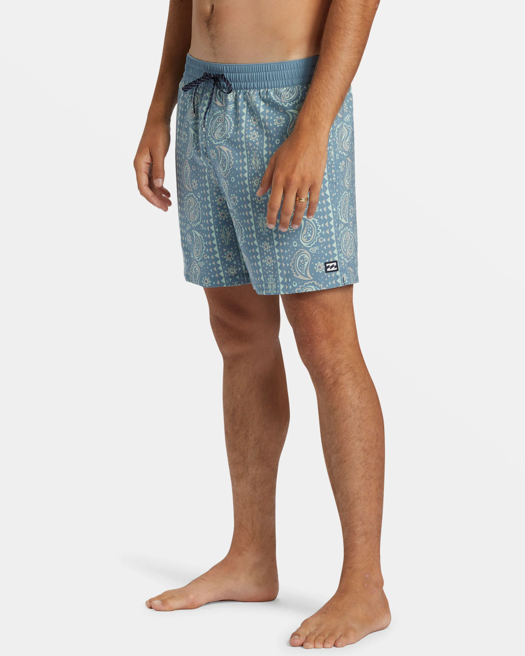 Billabong Sundays Layback 17