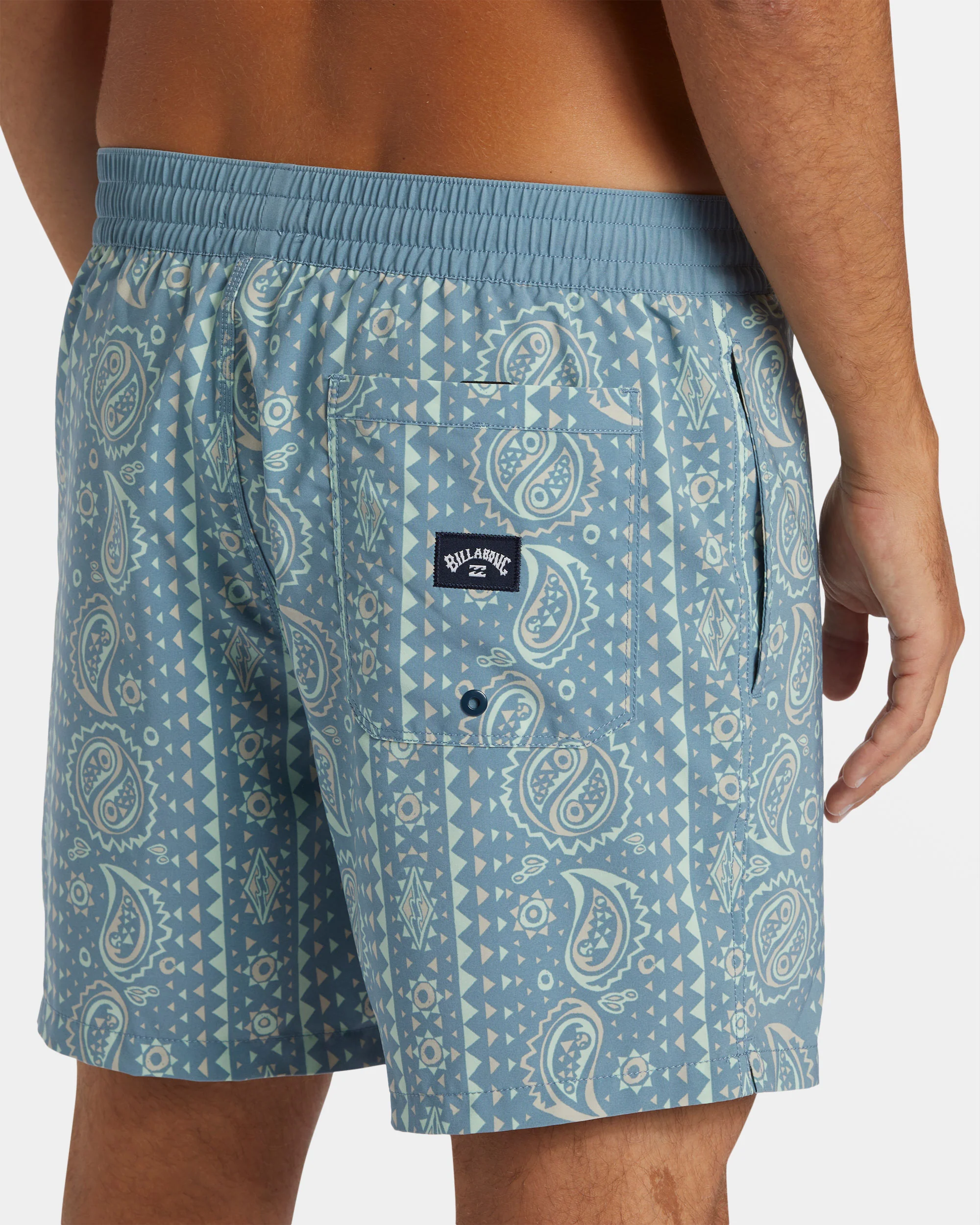 Billabong Sundays Layback 17