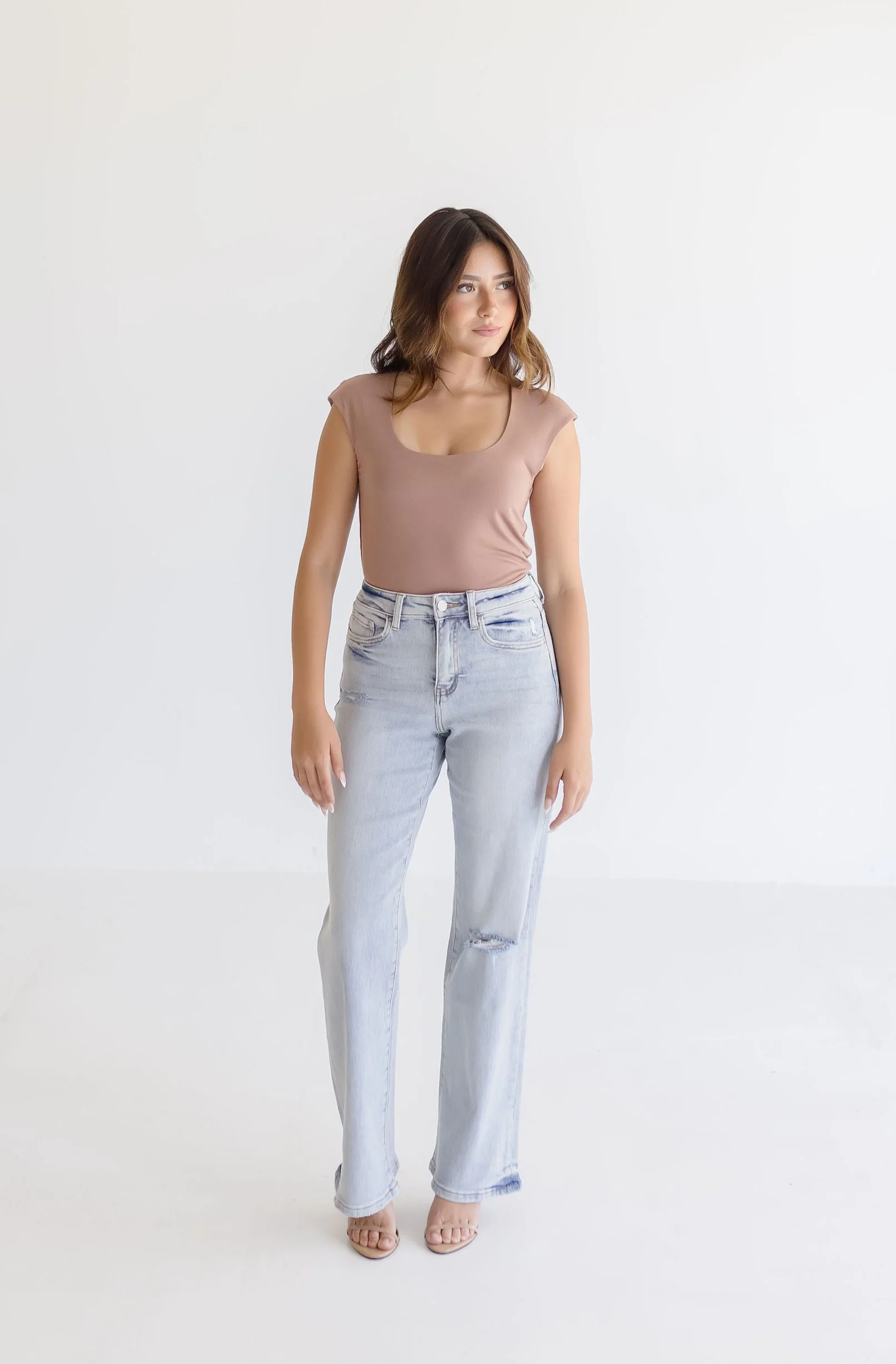 Abbi Cap Sleeve Scoop Neck Top Taupe