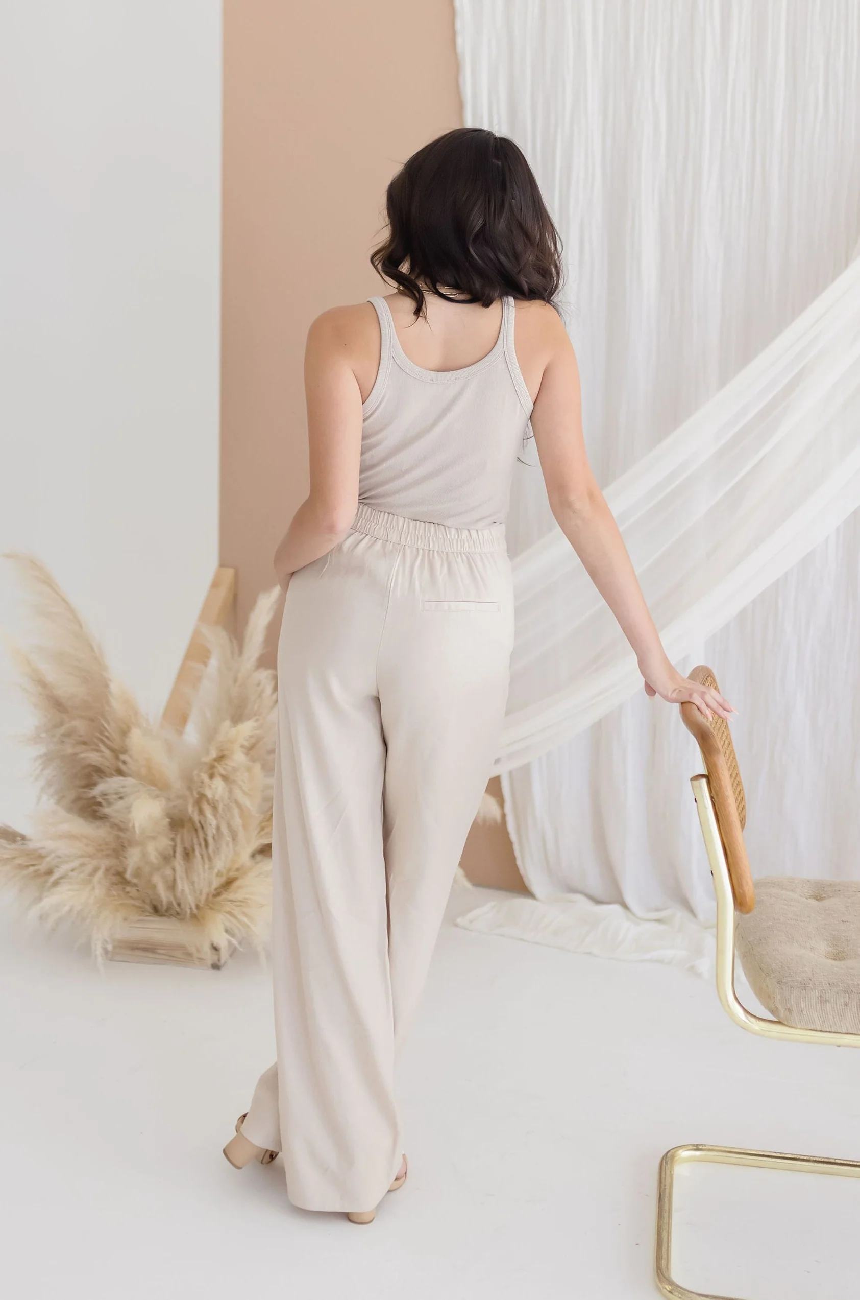 Carson Ribbed Knit Sleeveless Tank Top Taupe