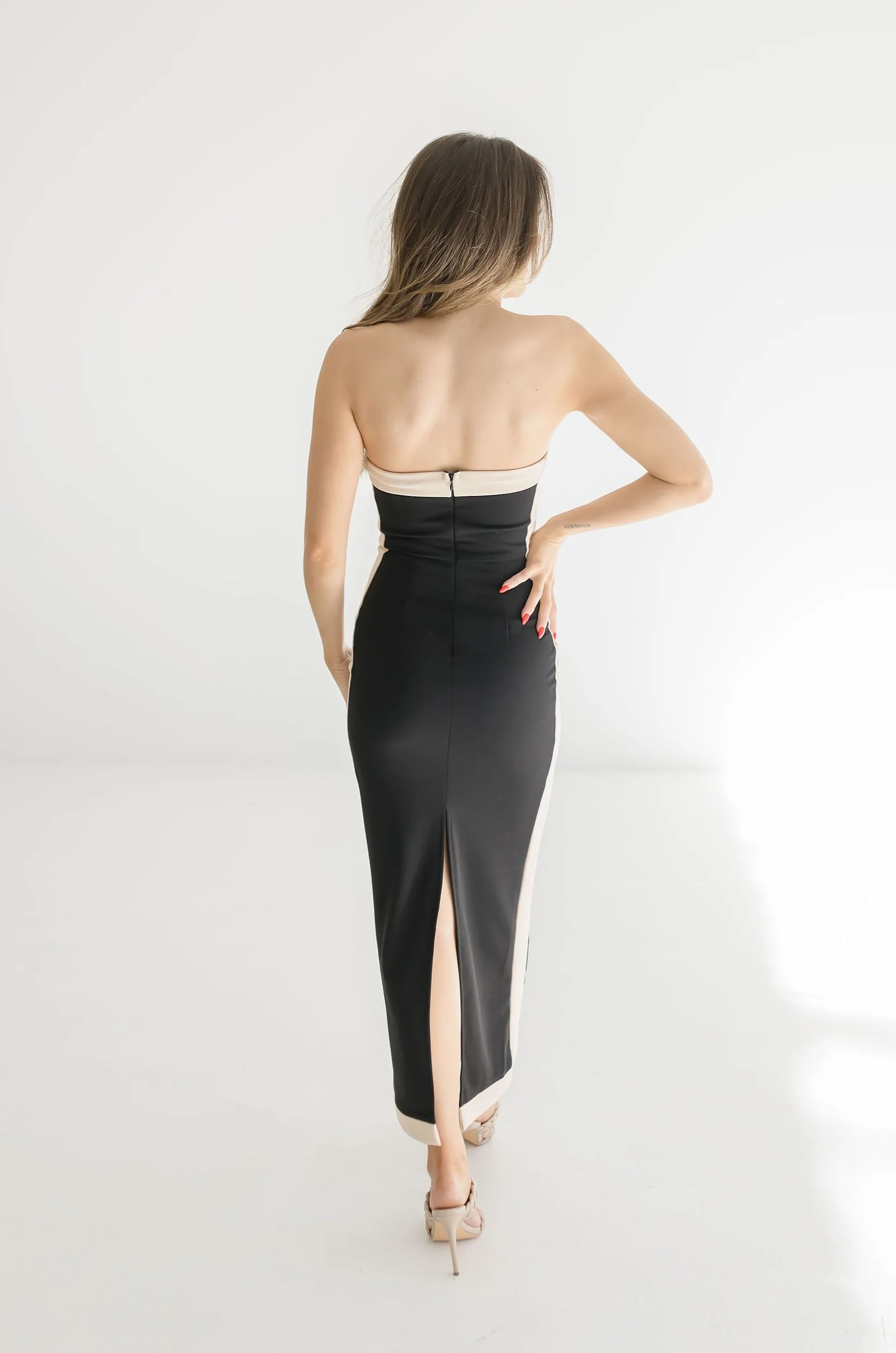 Courtney Sleeveless Bodycon Maxi Dress Black