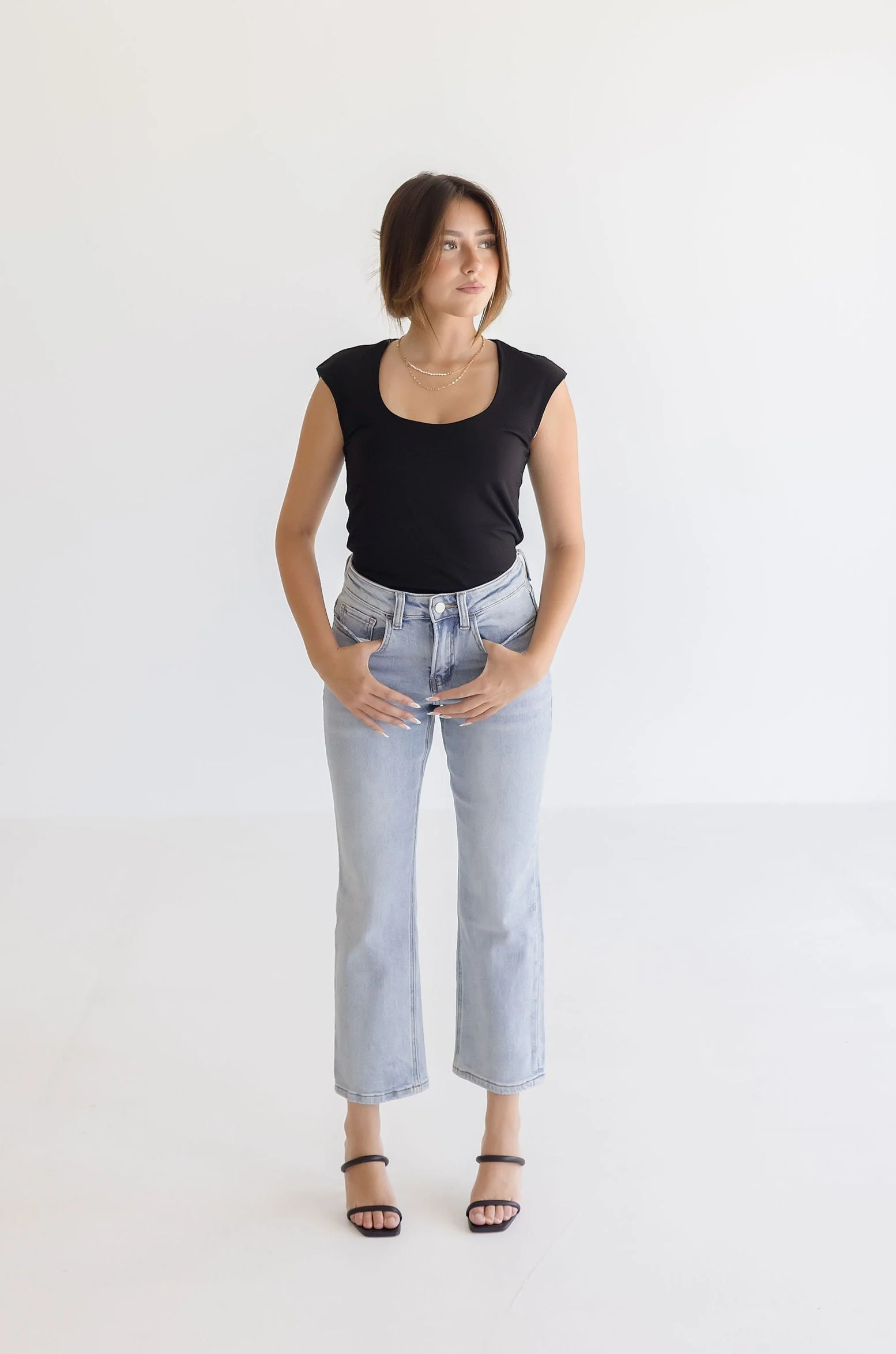 Ivy High Rise Crop Straight Leg Jeans Light Wash