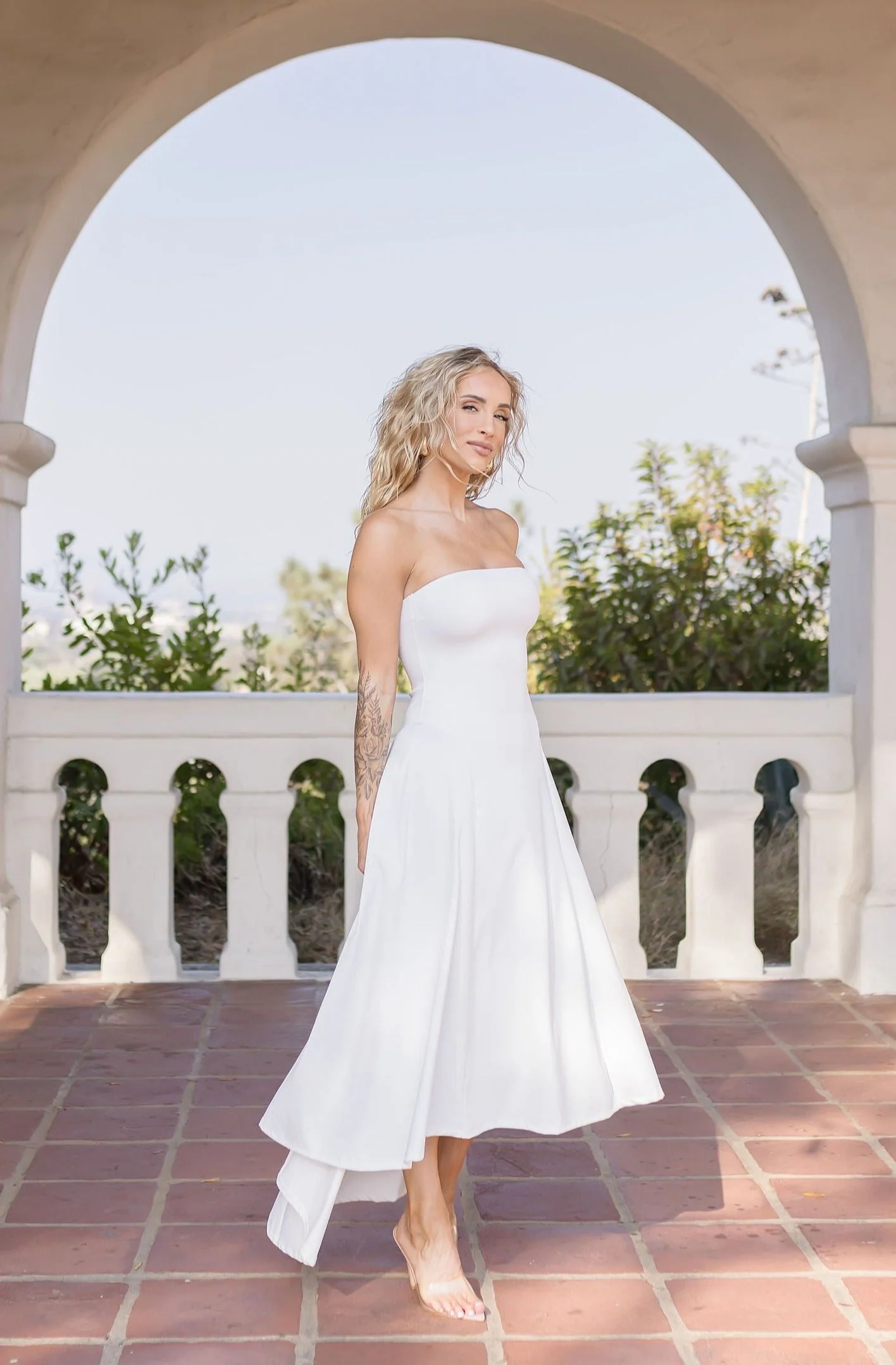 Sutton Sleeveless Stretch Linen High Low Maxi Dress White