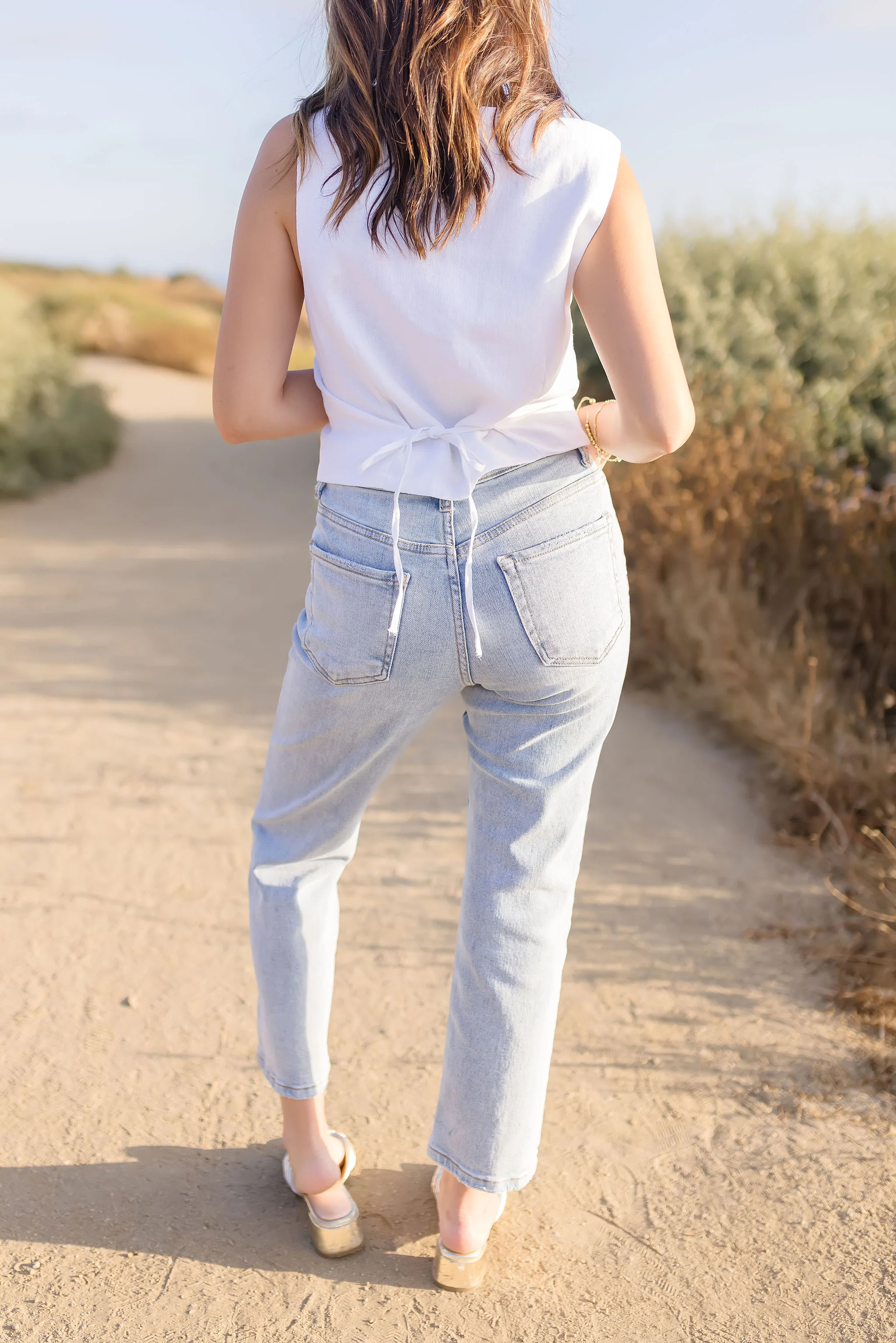 Ivy High Rise Crop Straight Leg Jeans Light Wash