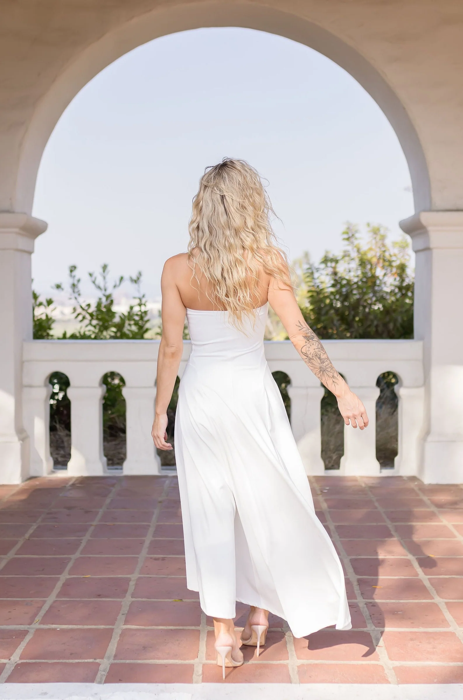 Sutton Sleeveless Stretch Linen High Low Maxi Dress White