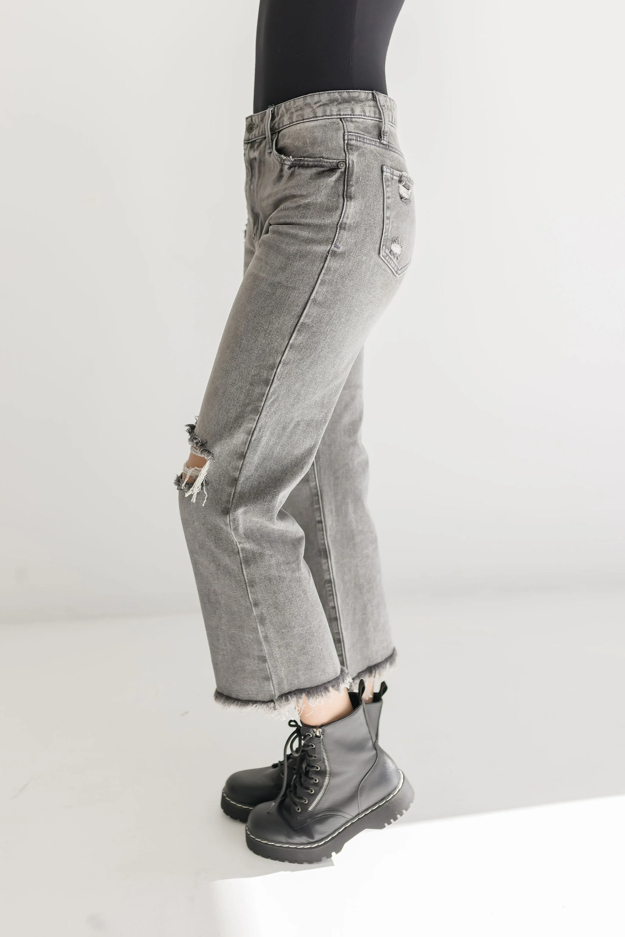 Caroline High Rise Distressed Jeans Grey