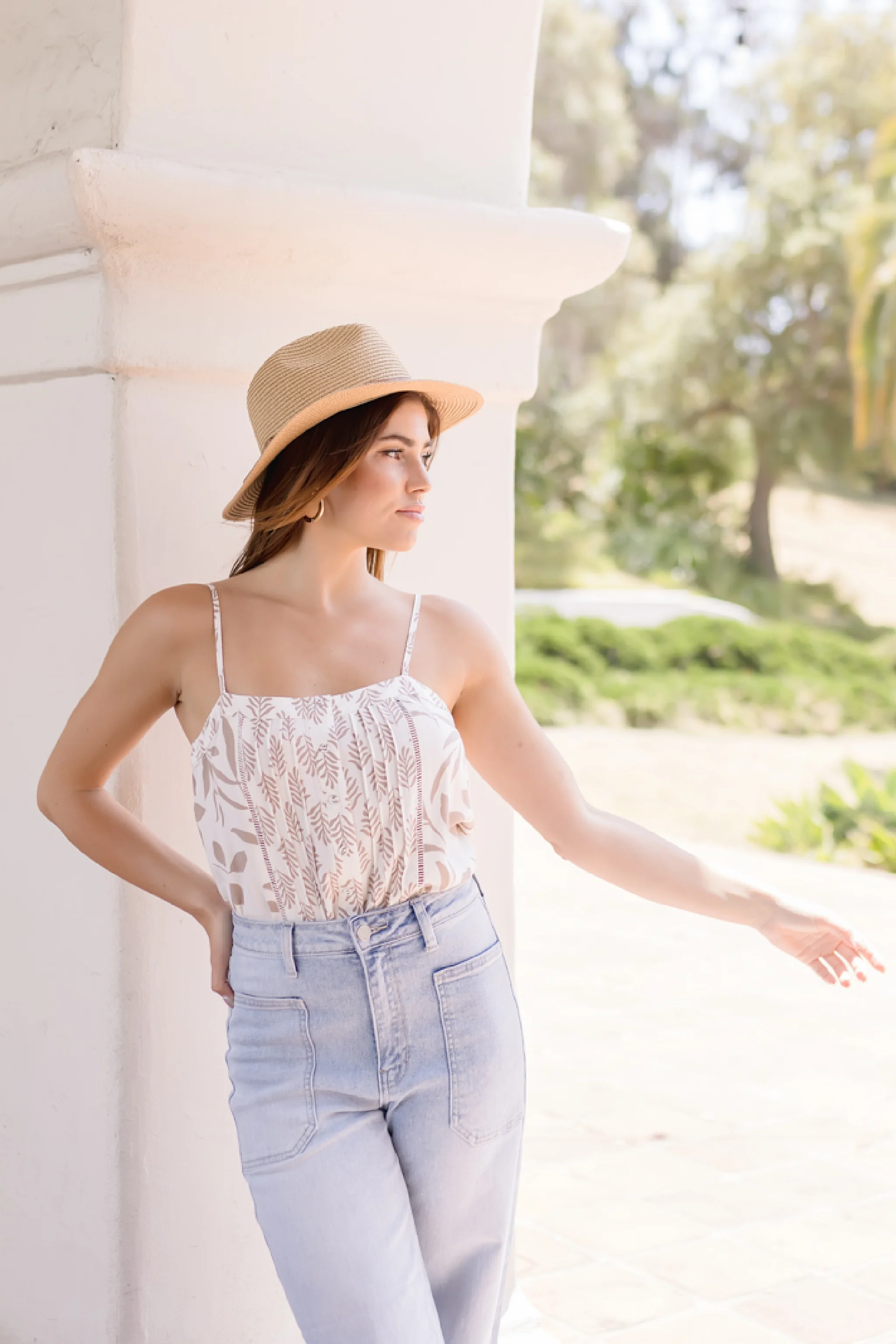 Blaklely Sleeveless Leaf Print Top Taupe