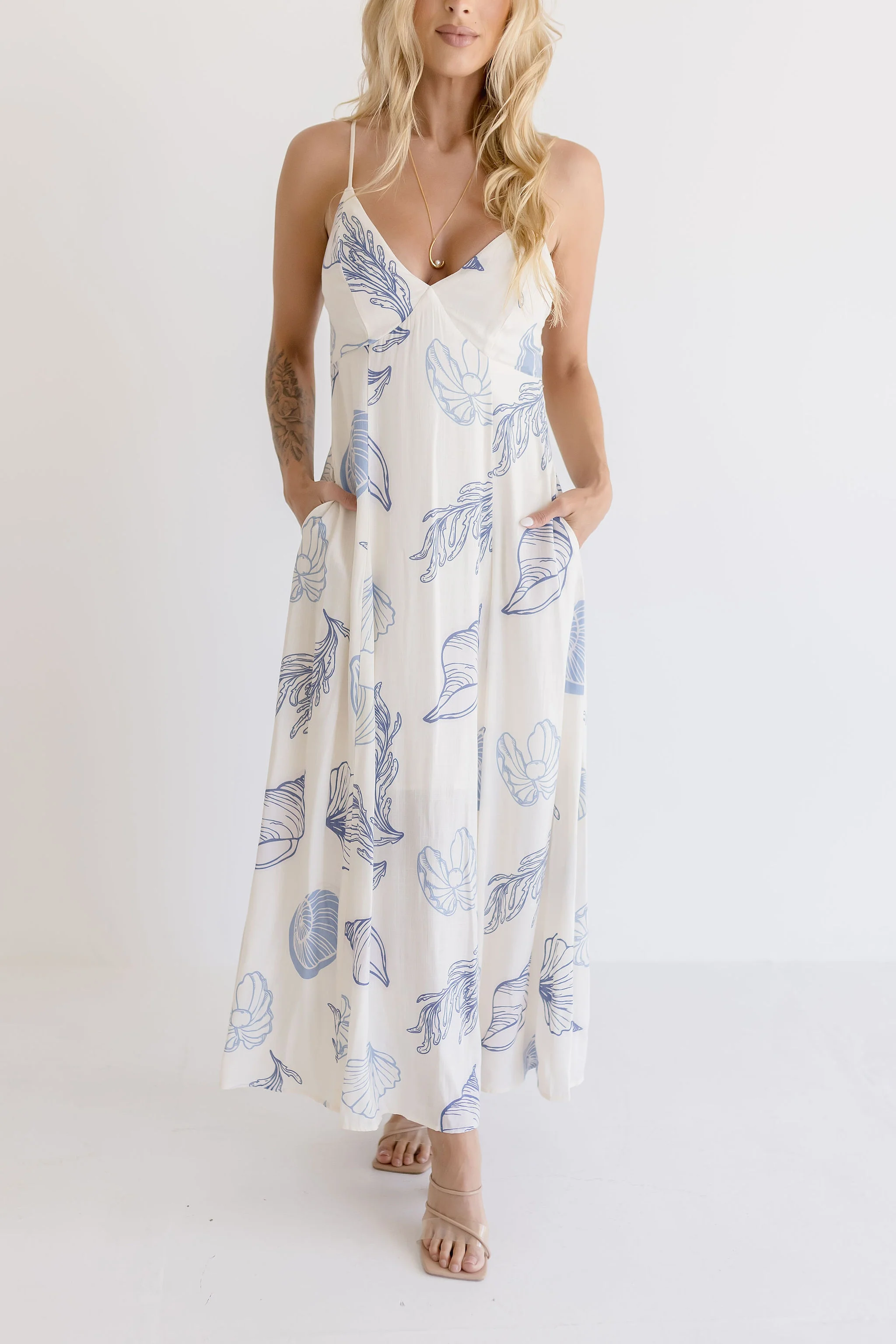 Eve Sleeveless Open Back Shell Print Linen Maxi Dress Ivory