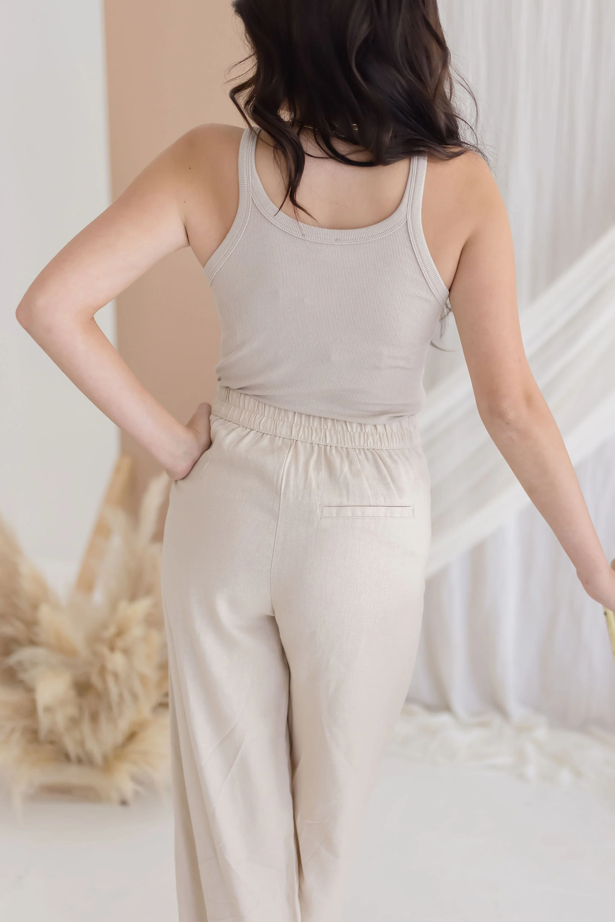 Carson Ribbed Knit Sleeveless Tank Top Taupe