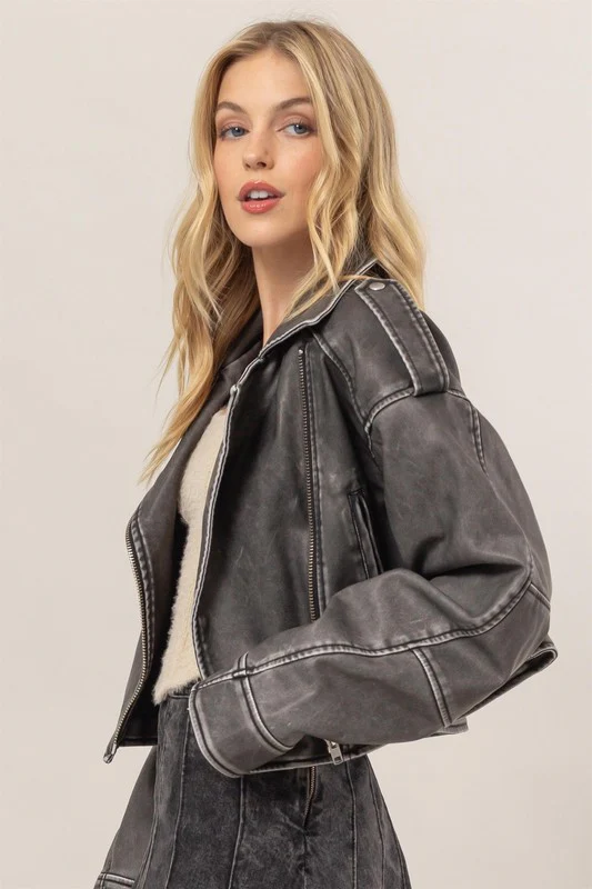Waitlist 9/10 ♥ Peyton Vegan Leather Cropped Moto Jacket Black