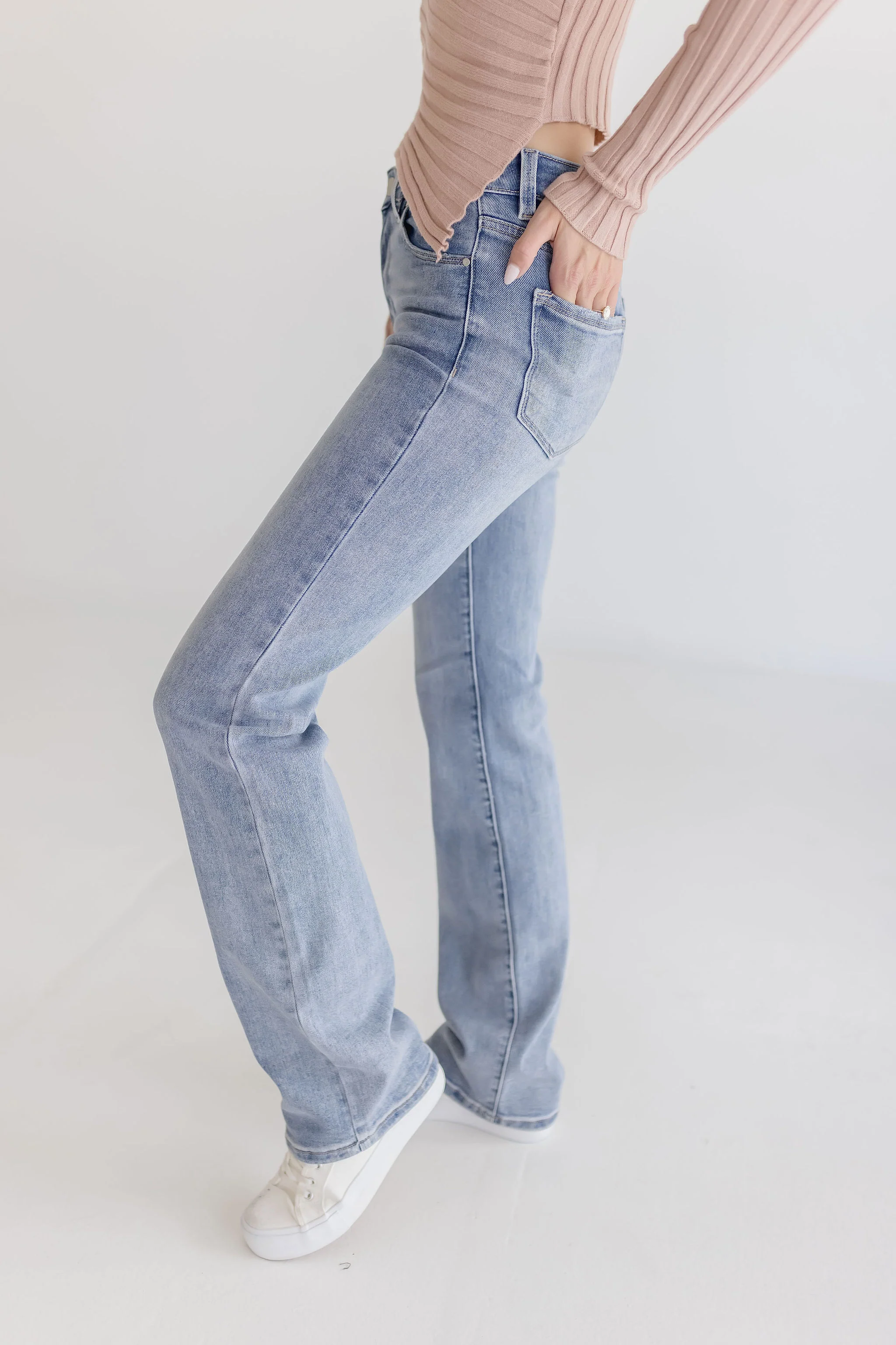 Ally Mid Rise Straight Leg Jeans Medium Wash