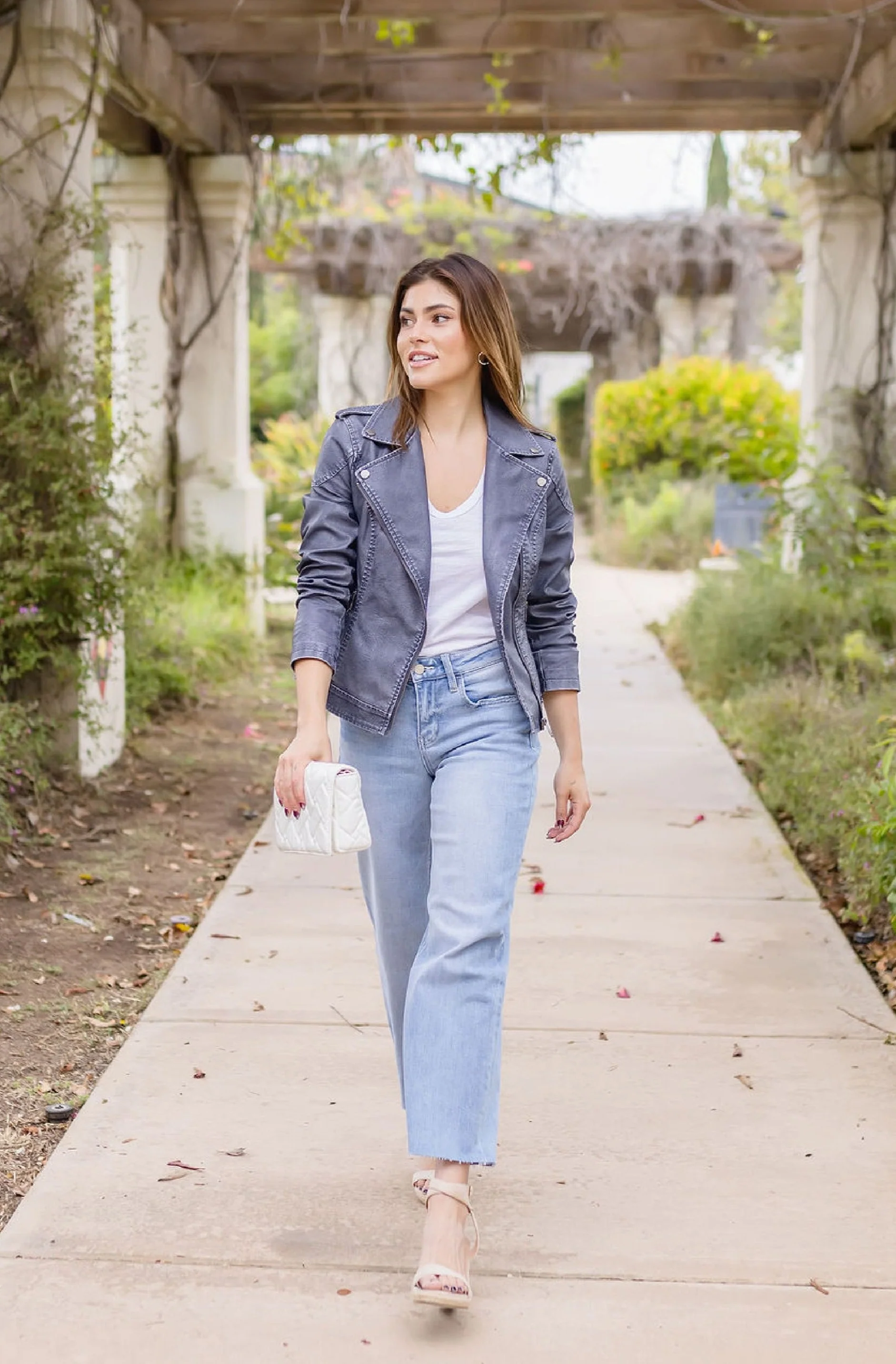 Heather High Rise Wide Leg Jeans Medium Wash